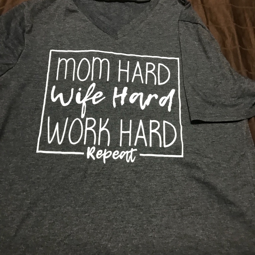 Short sleeve women’s top